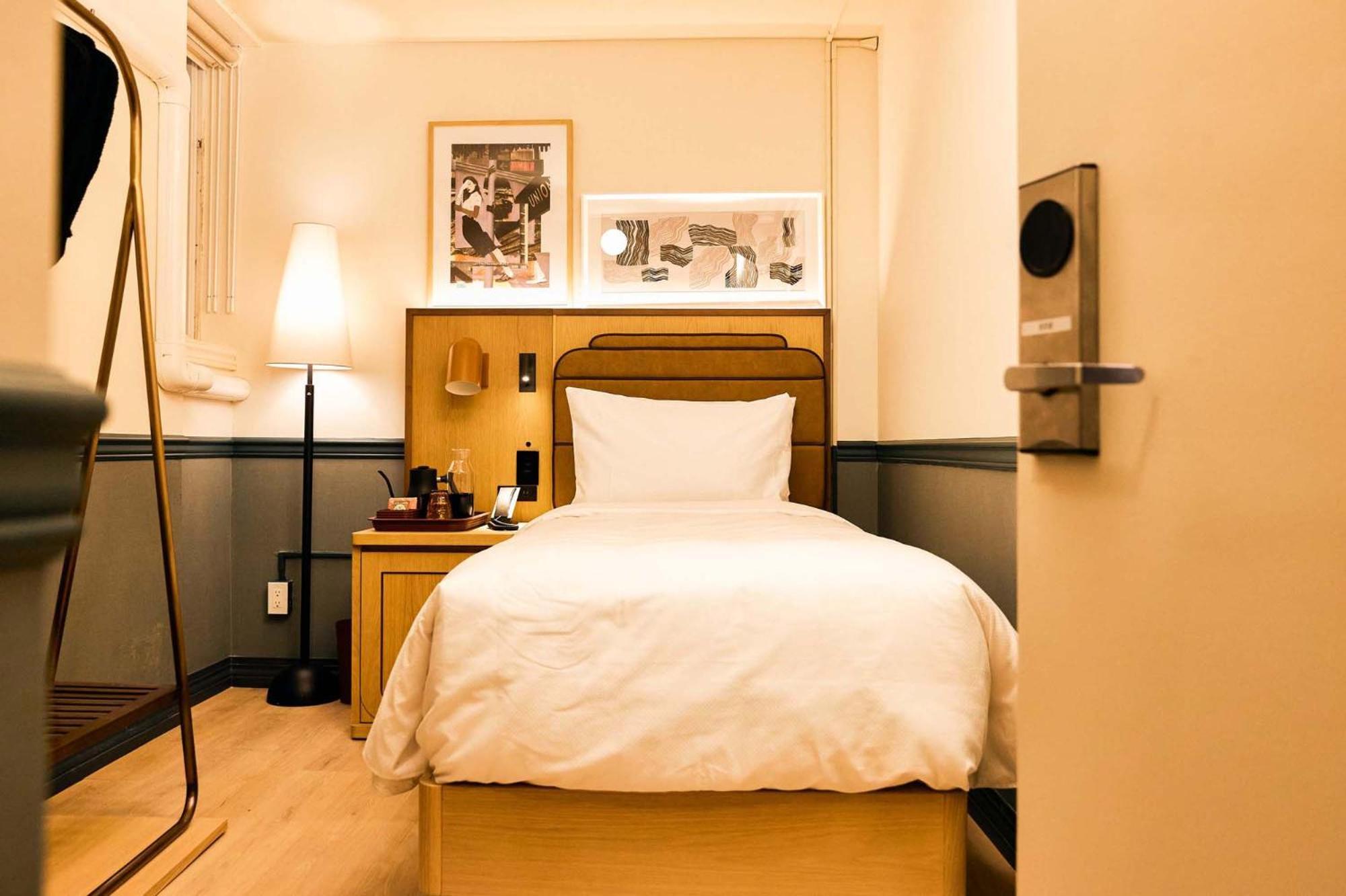 Union Hotel Toronto Room photo